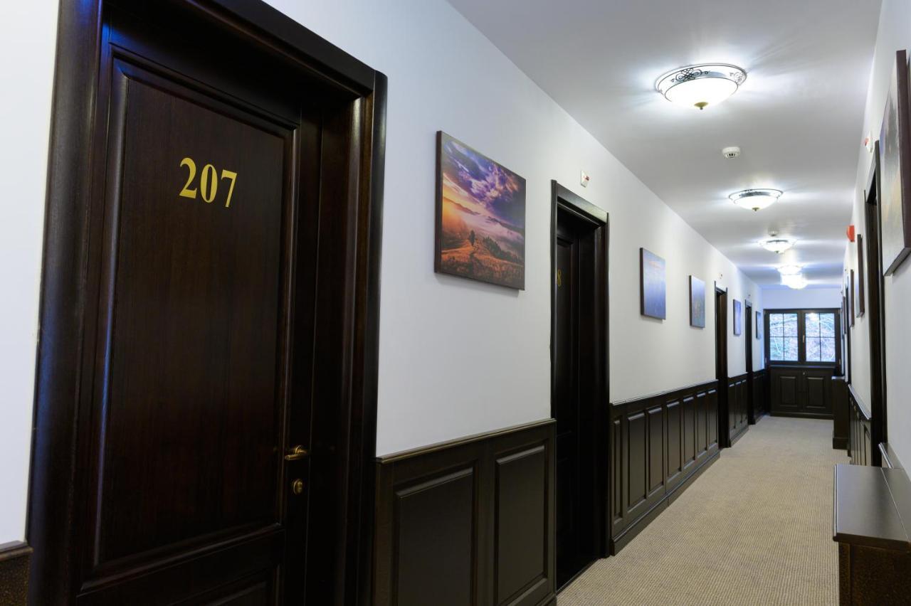 Piatra Pinului Ski & Spa 古拉哈莫卢洛伊 外观 照片