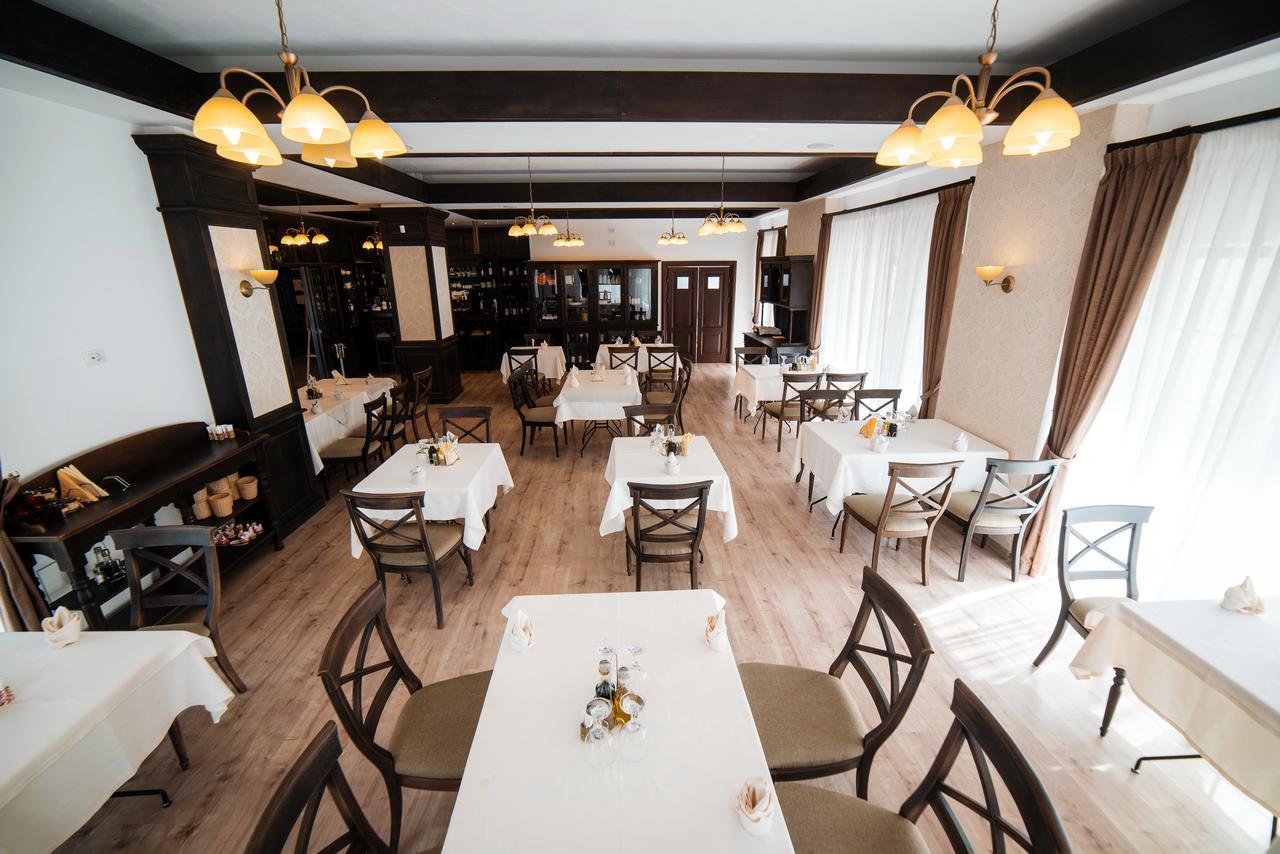 Piatra Pinului Ski & Spa 古拉哈莫卢洛伊 外观 照片